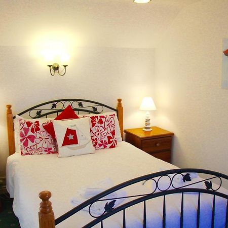 Romantic Flint Cottage On The Suffolk Coast แซกส์มันดัม ภายนอก รูปภาพ