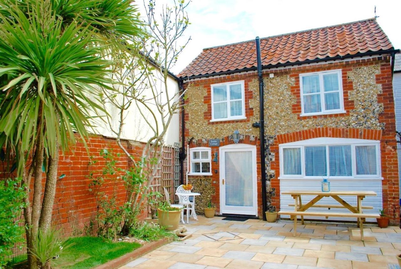Romantic Flint Cottage On The Suffolk Coast แซกส์มันดัม ภายนอก รูปภาพ