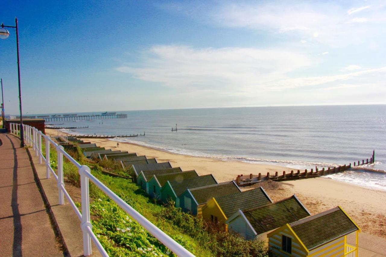 Romantic Flint Cottage On The Suffolk Coast แซกส์มันดัม ภายนอก รูปภาพ