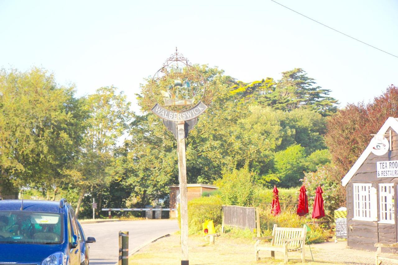 Romantic Flint Cottage On The Suffolk Coast แซกส์มันดัม ภายนอก รูปภาพ