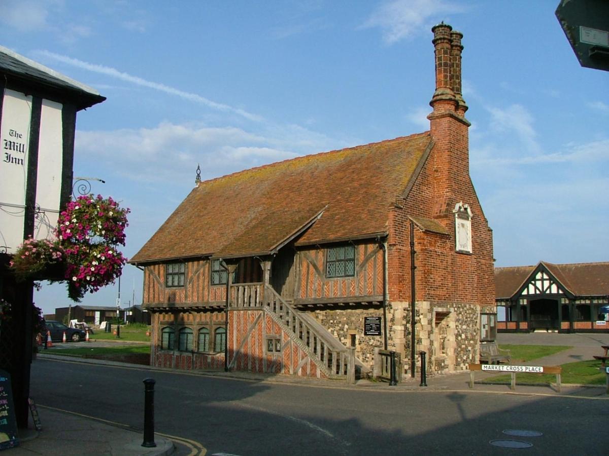 Romantic Flint Cottage On The Suffolk Coast แซกส์มันดัม ภายนอก รูปภาพ