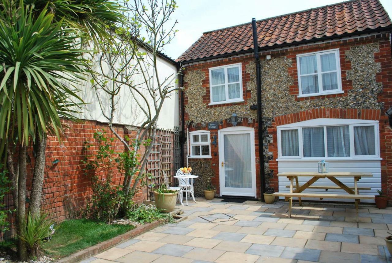 Romantic Flint Cottage On The Suffolk Coast แซกส์มันดัม ภายนอก รูปภาพ